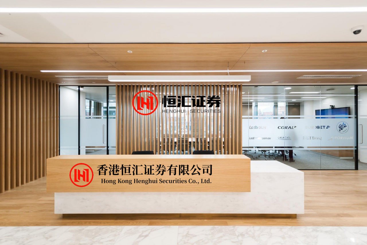 亿利金融 视频|专家称美国总统接机非常罕见